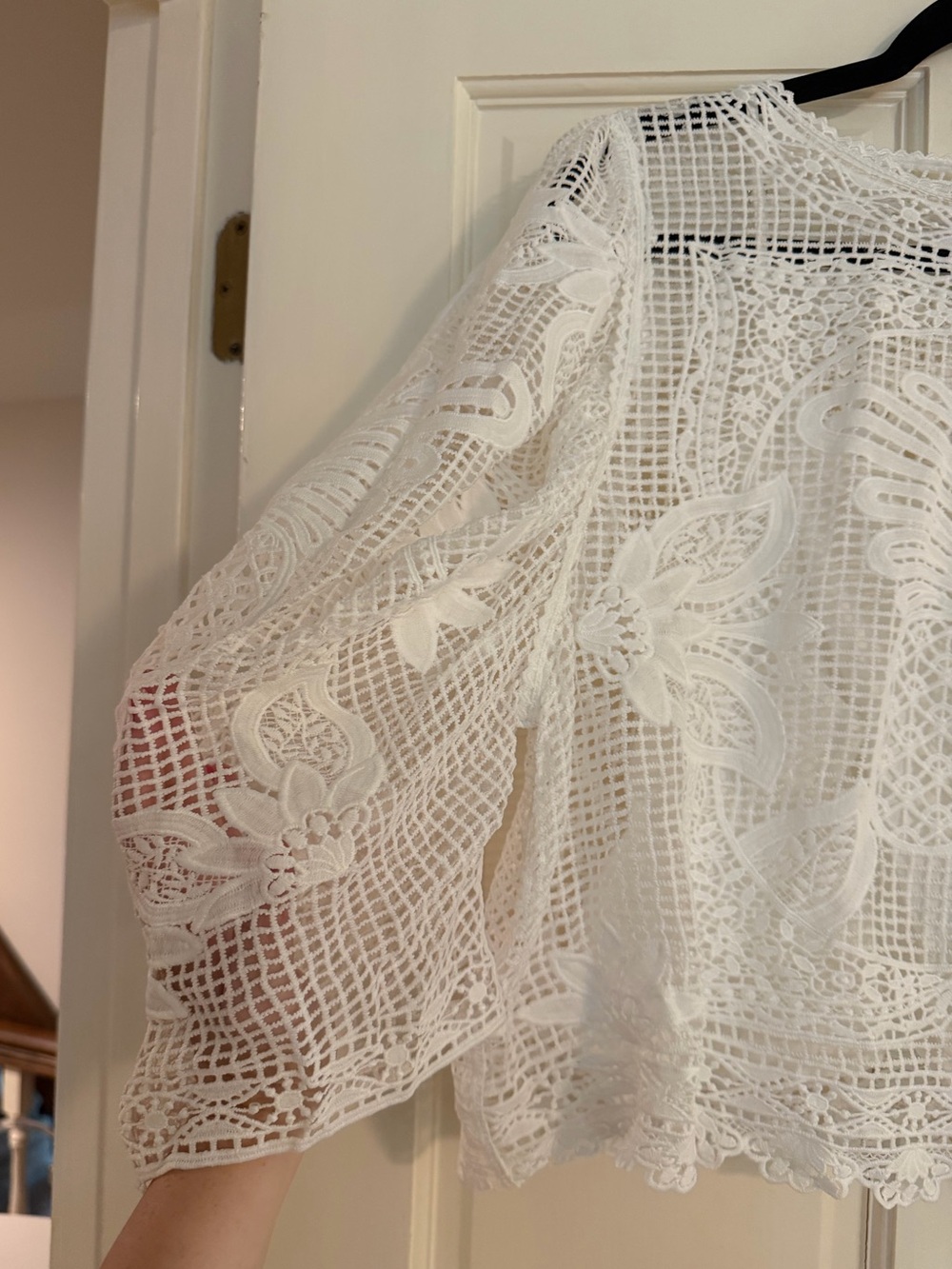 FARM Rio Guipure White Crochet Pineapple Lace Crop Top - Picture 4 of 6